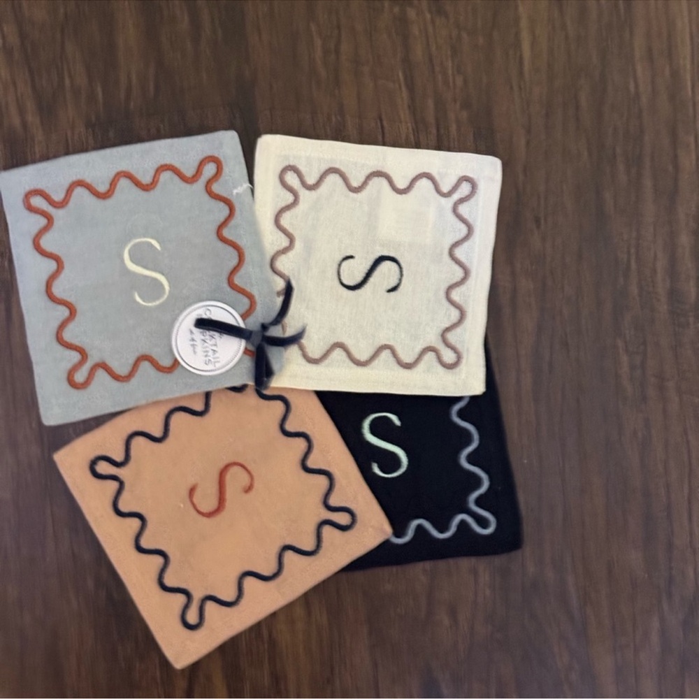 Anthropologie Monogrammed cotton cocktail napkins Set of 4 letter S